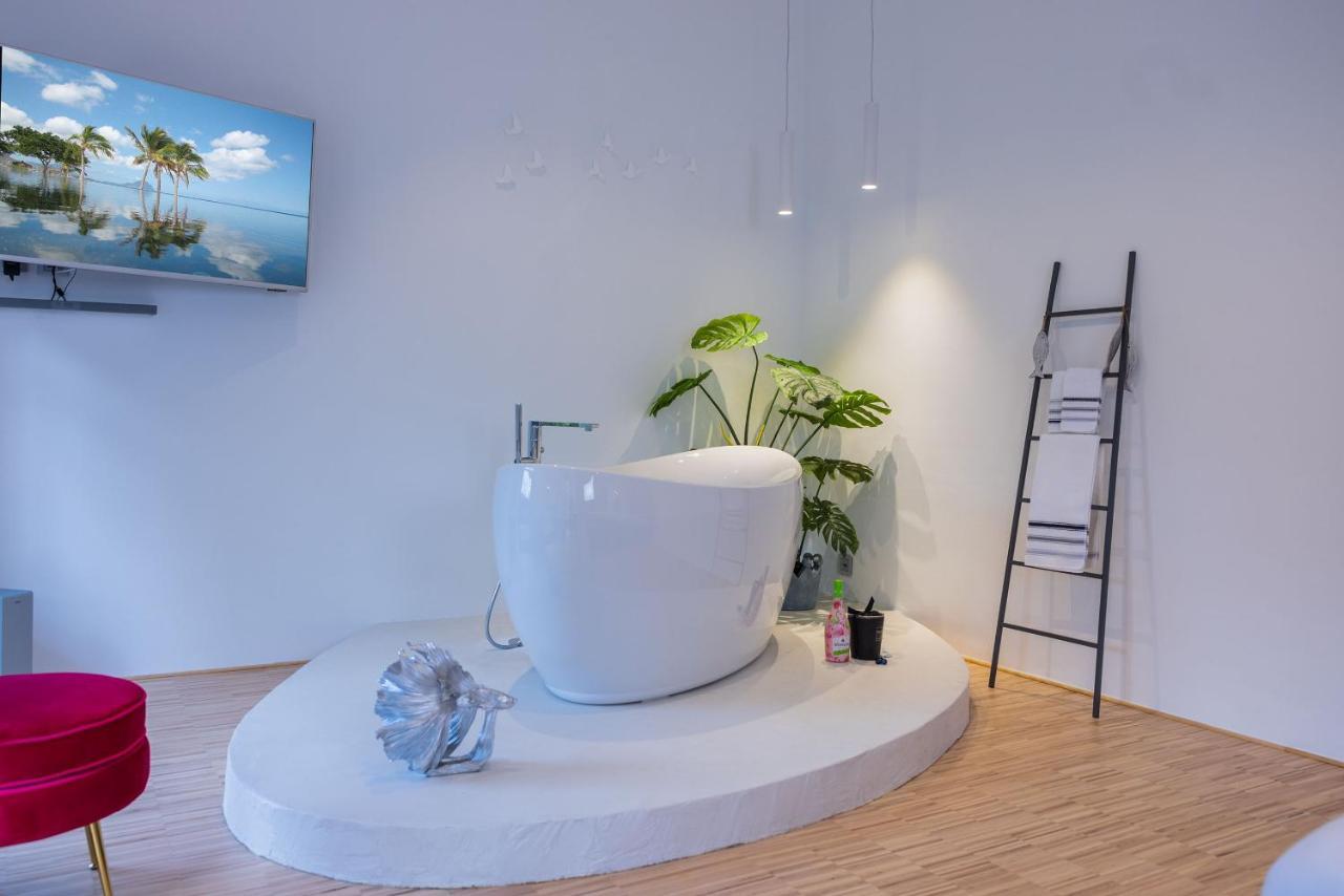 Gütersloh Luxus Wellness Loft - 245Qm - Designwohnen Im Zentrum מראה חיצוני תמונה